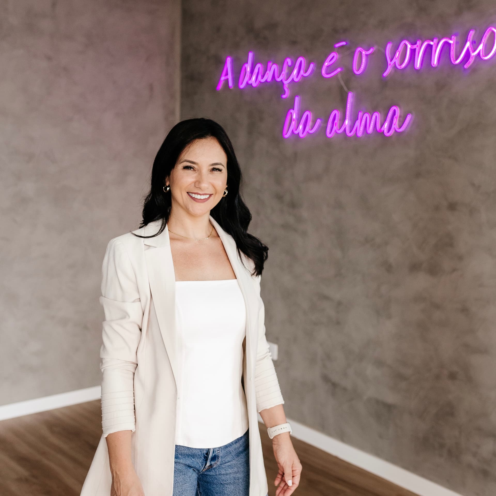 Lilian Sanada no estúdio de dança