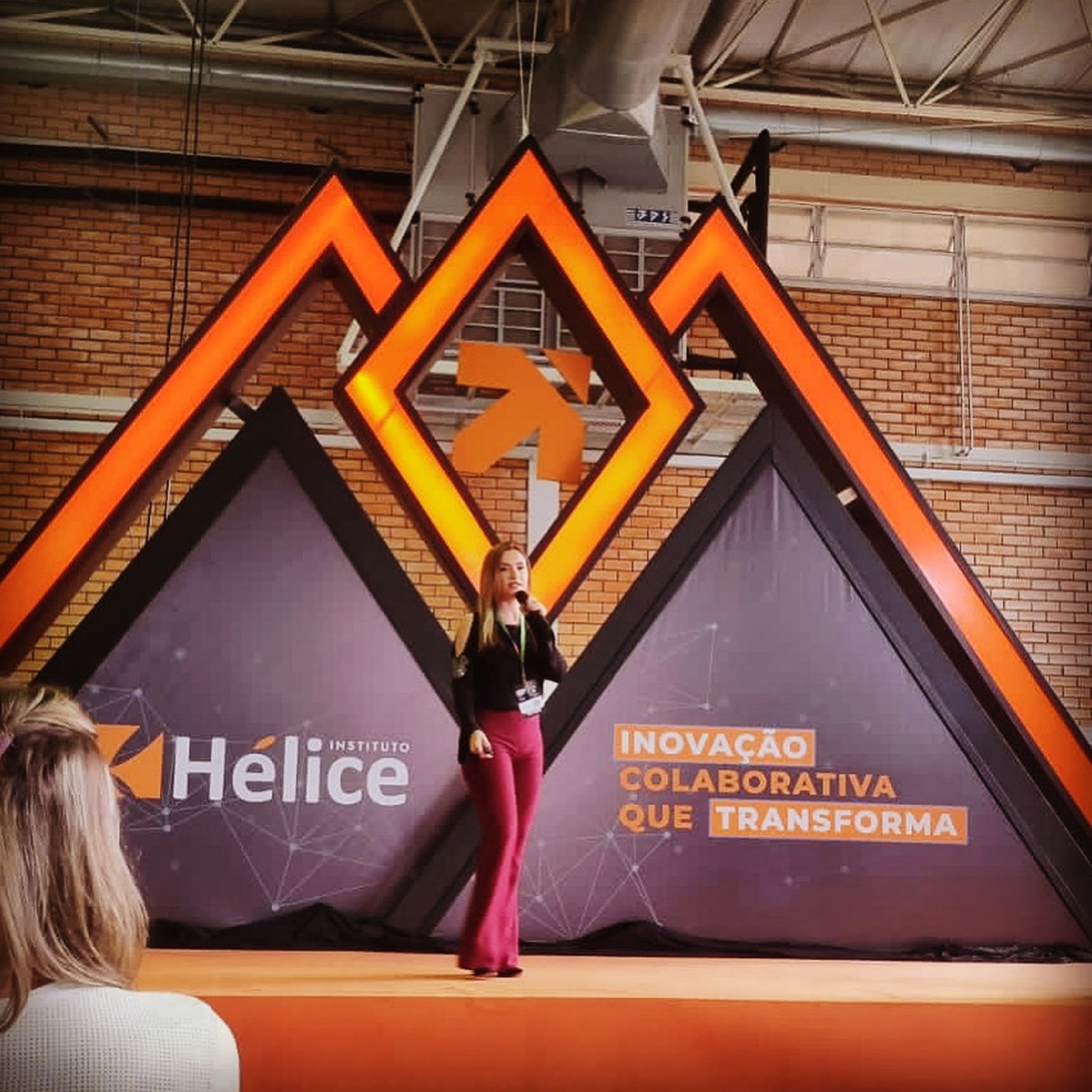 Palestra no Instituto Hélice — Inovação Colaborativa que Transforma